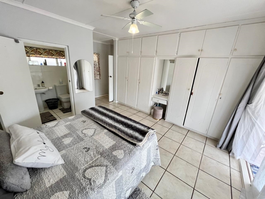 To Let 3 Bedroom Property for Rent in Gonubie Eastern Cape